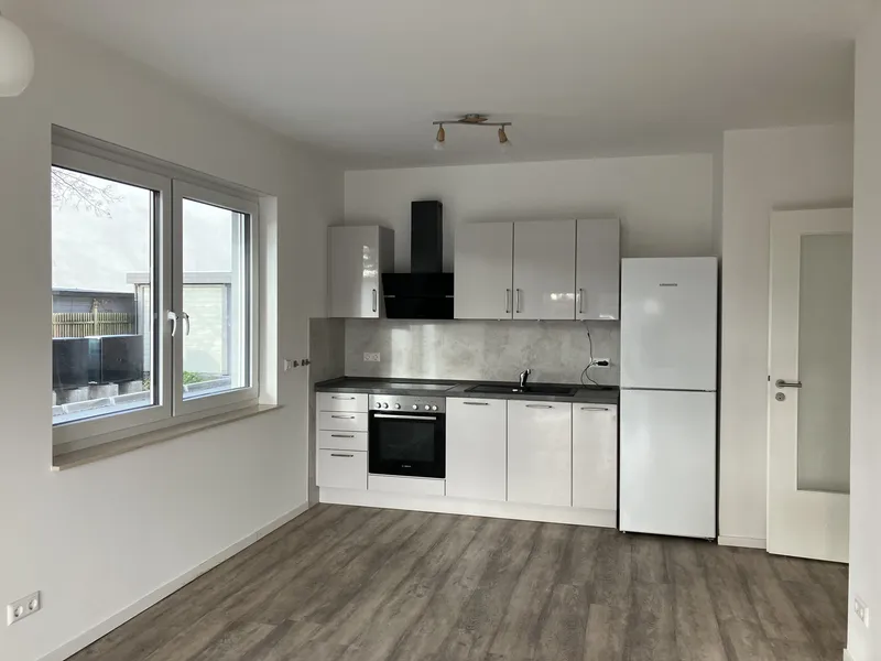 2-Zimmerwohnung im EG mit großer ruhiger Sonnenterrasse — photo 1